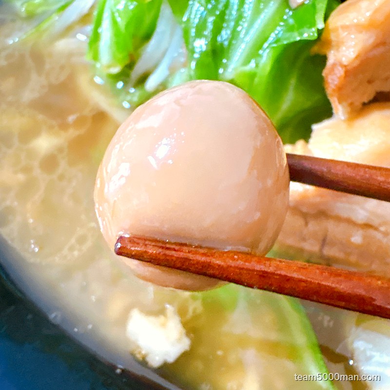 麺屋HERO うずら卵とキャベツ準備中