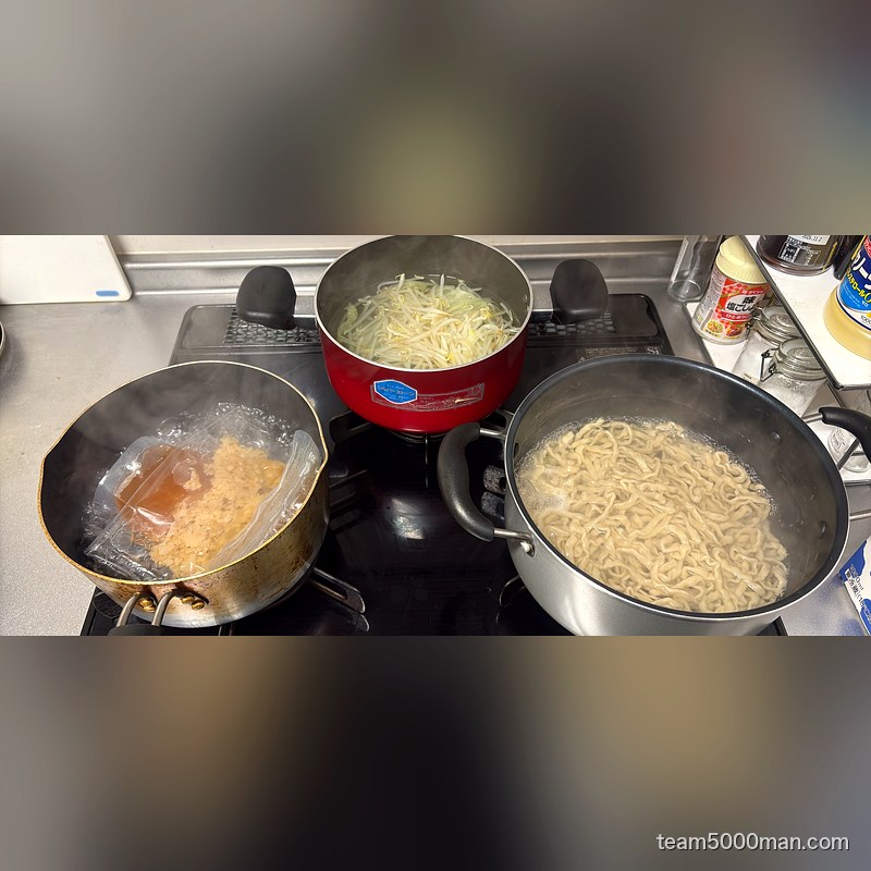 麺屋桐龍 調理中