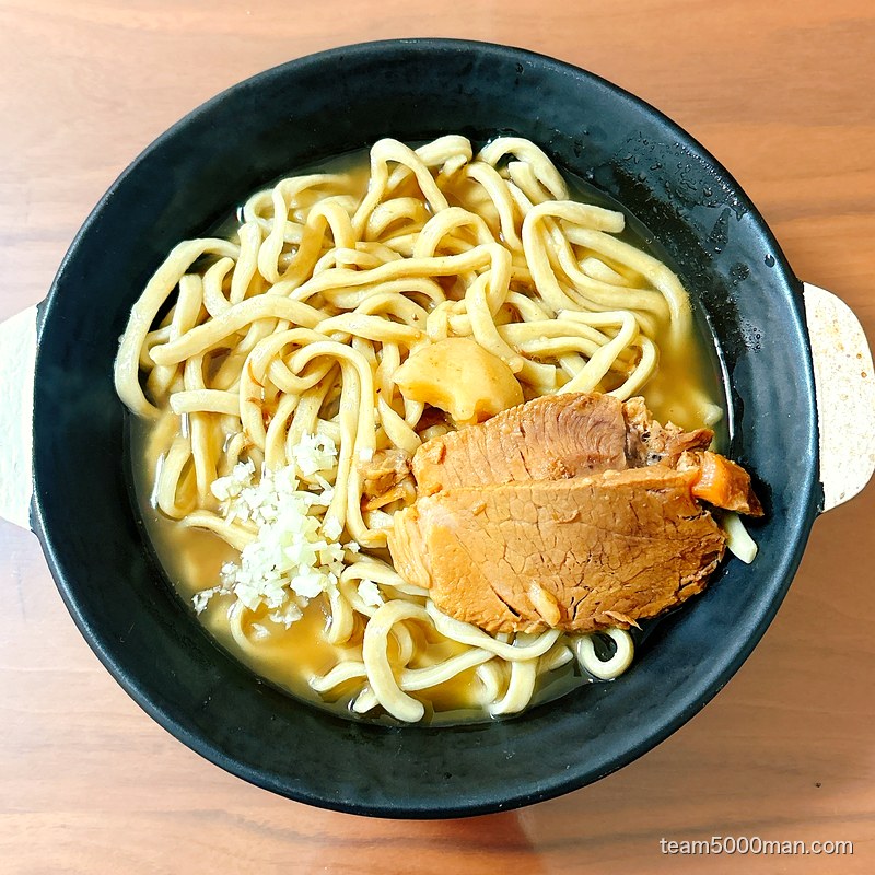 ラーメンゼンゼン 完成丼チャーシュー寄り