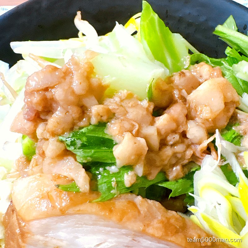 こってり味付き背脂アップ
