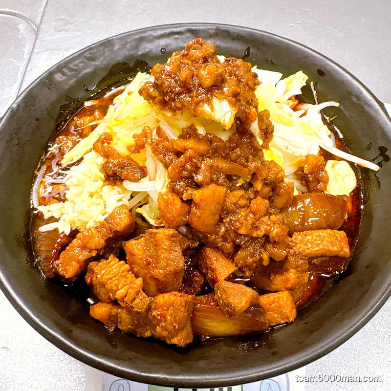 宅麺 すず鬼 辛いスタ満ソバ 完成丼