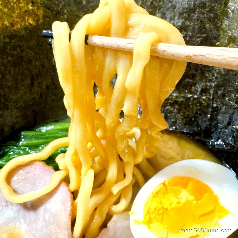 オリジナル中太麺のリフト