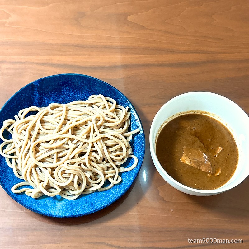 とみ田 つけめん 完成セット（俯瞰）