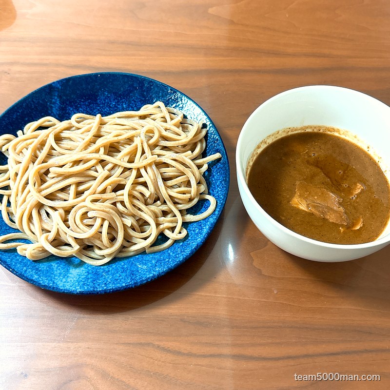 とみ田 つけめん 完成（極太麺とつけだれ）