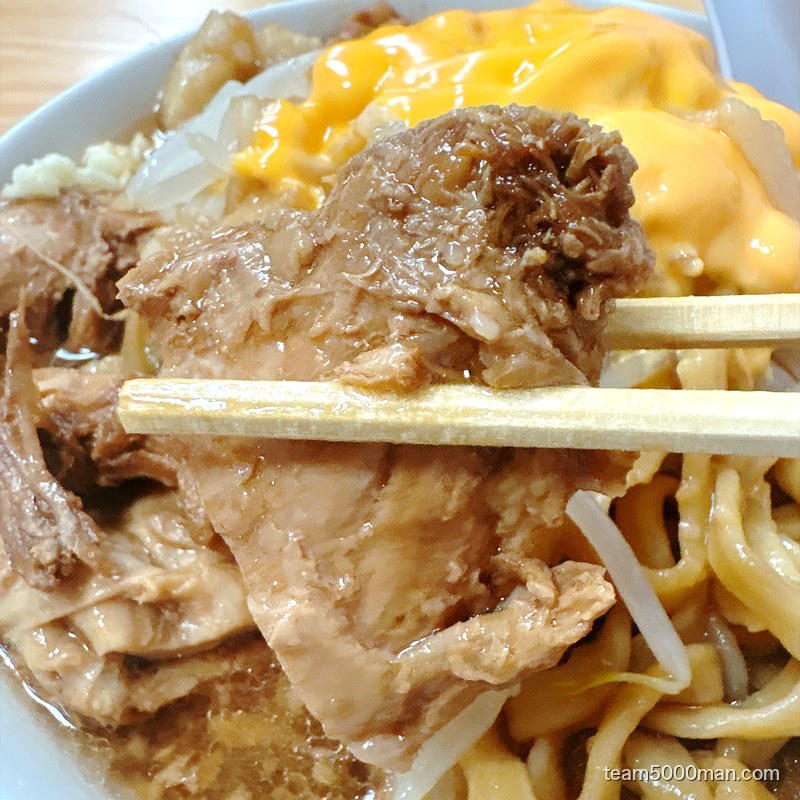 明日へ向かって ホロホロに崩れるウデ肉の豚