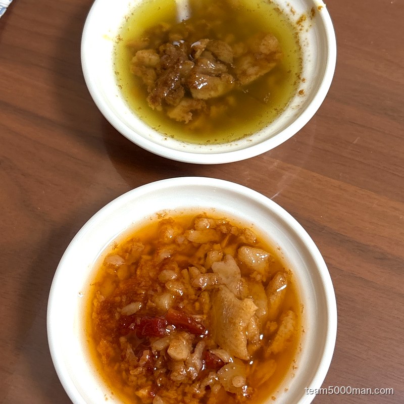 鬼トマとカレーラーメン トマト脂とカレー脂