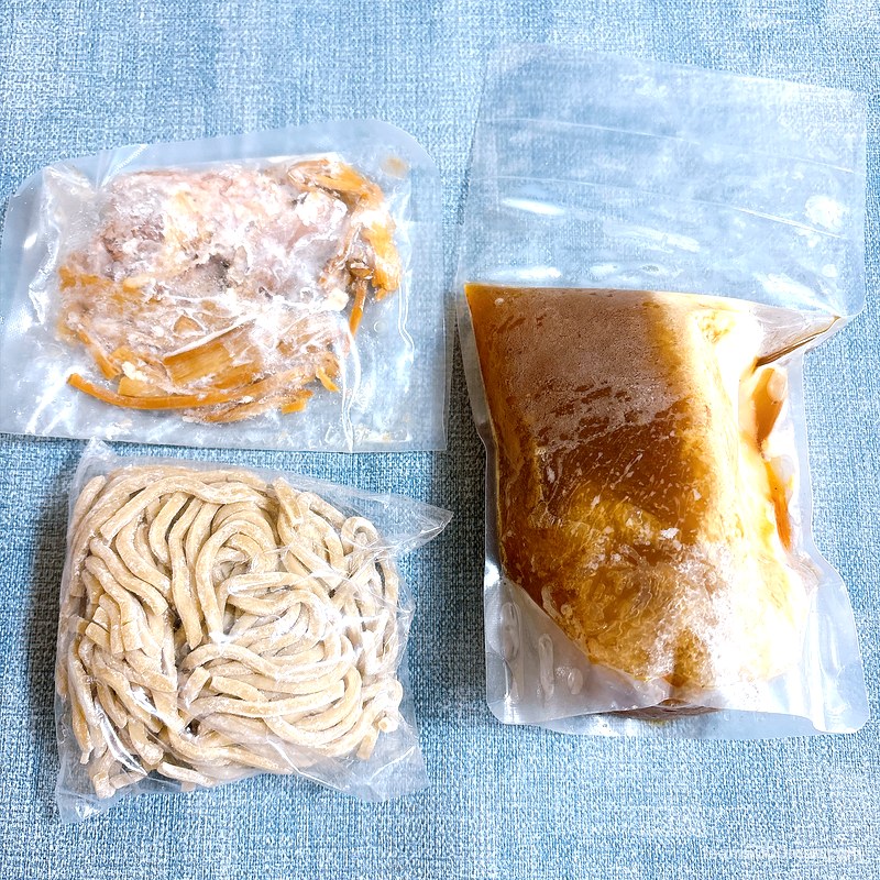 ごっつ タン二郎 スープ・麺・具材の3袋